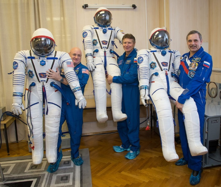 SOKOL SUITS